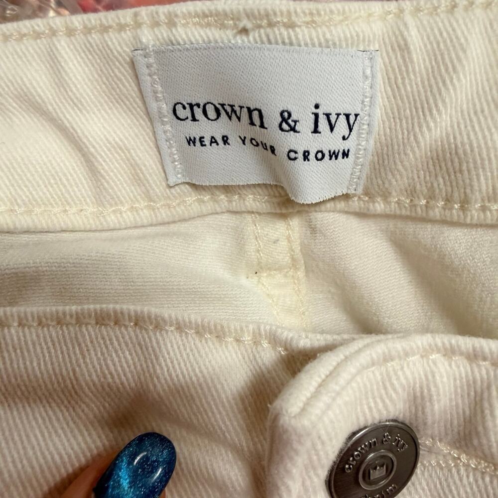 Crown & Ivy White Crop Jeans - Picture 6 of 7